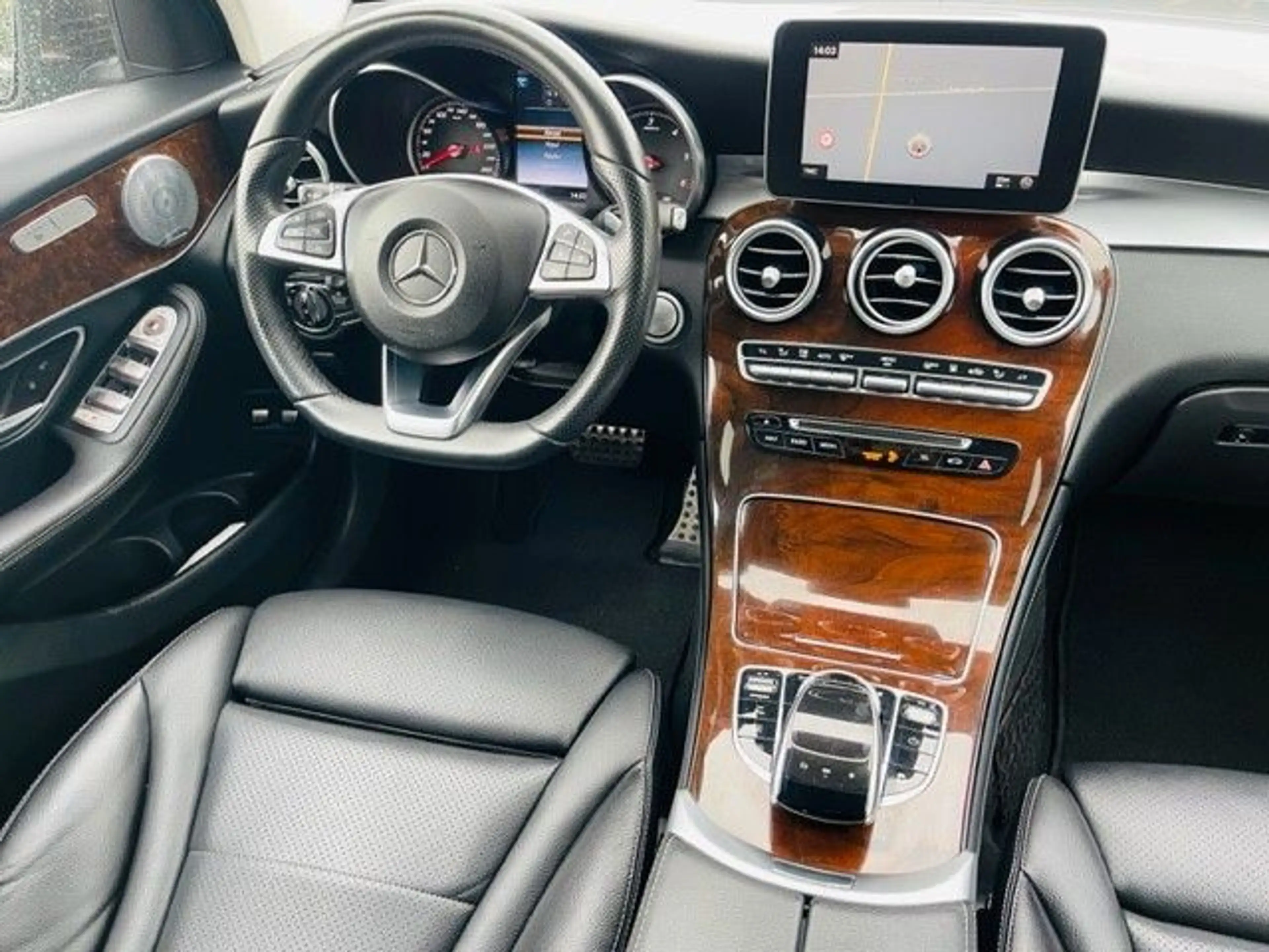 Mercedes-Benz GLC 250 d 4Matic*9G-Tronic AMG Line*2Hand*AHK — photo 12