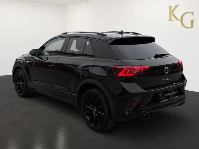 Volkswagen T-Roc view 5