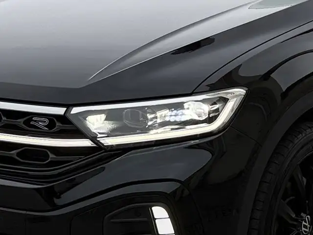 Volkswagen T-Roc view 12