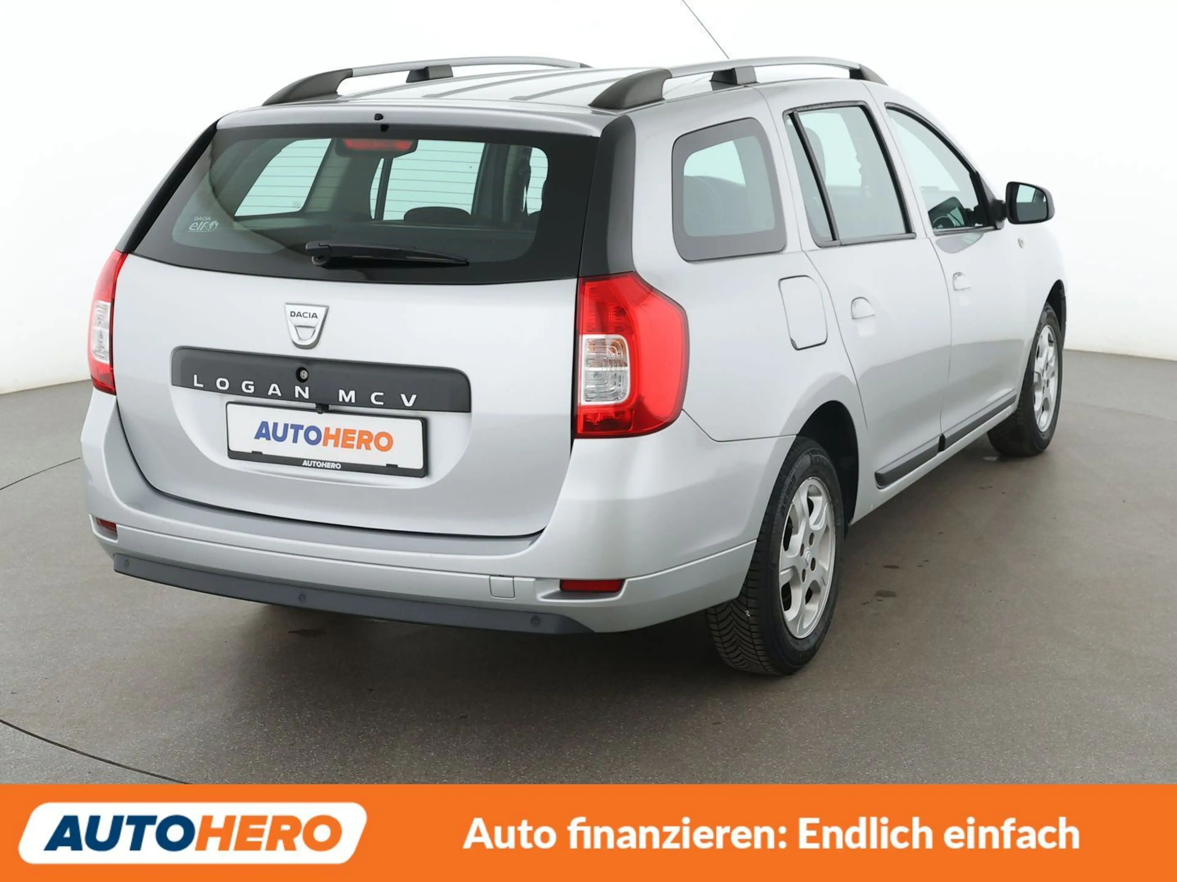 Dacia Logan 0.9 TCe Prestige *NAVI*CAM*TEMPO*ALU* — photo 6