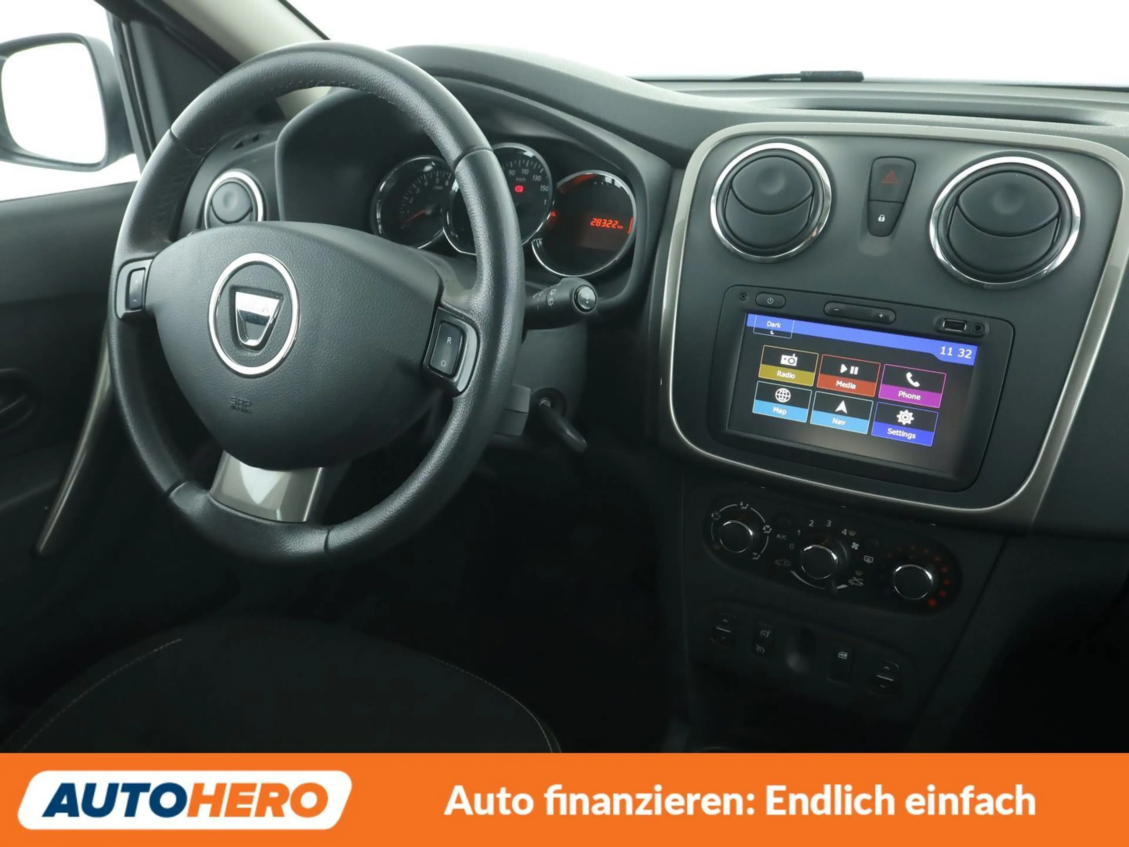 Dacia Logan 0.9 TCe Prestige *NAVI*CAM*TEMPO*ALU* — photo 13