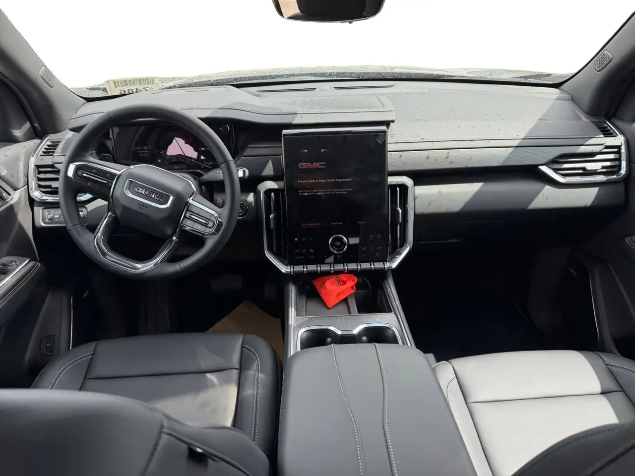 GMC Acadia снимка GMC Acadia