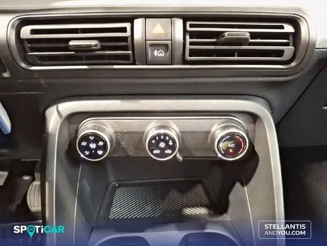 Citroen C3 view 15