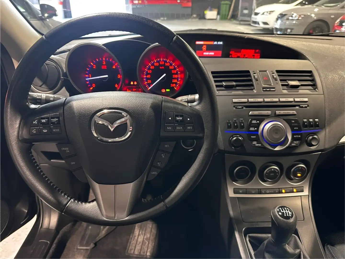 Mazda 3 2.2CRTD Sportive Gris - 2