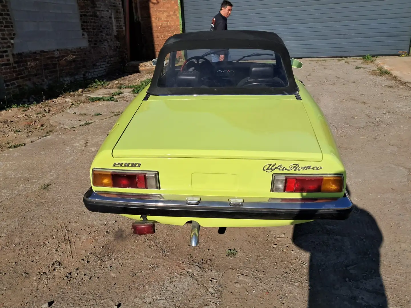 Alfa Romeo Spider - 1