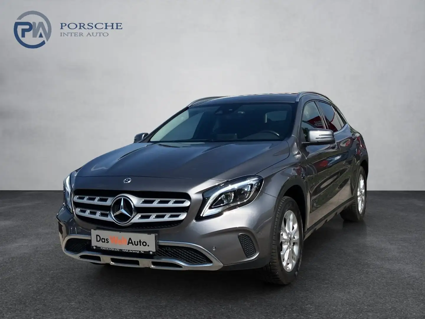 Mercedes-Benz GLA 200 GLA 200 d Austria Night Edition Grau - 1