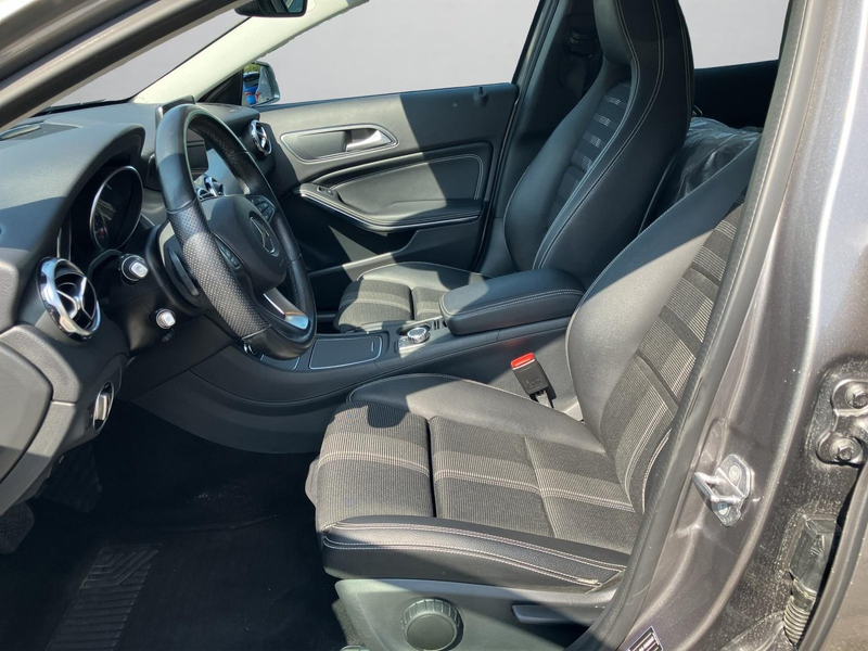 Mercedes-Benz GLA 200 GLA 200 d Austria Night Edition — photo 8