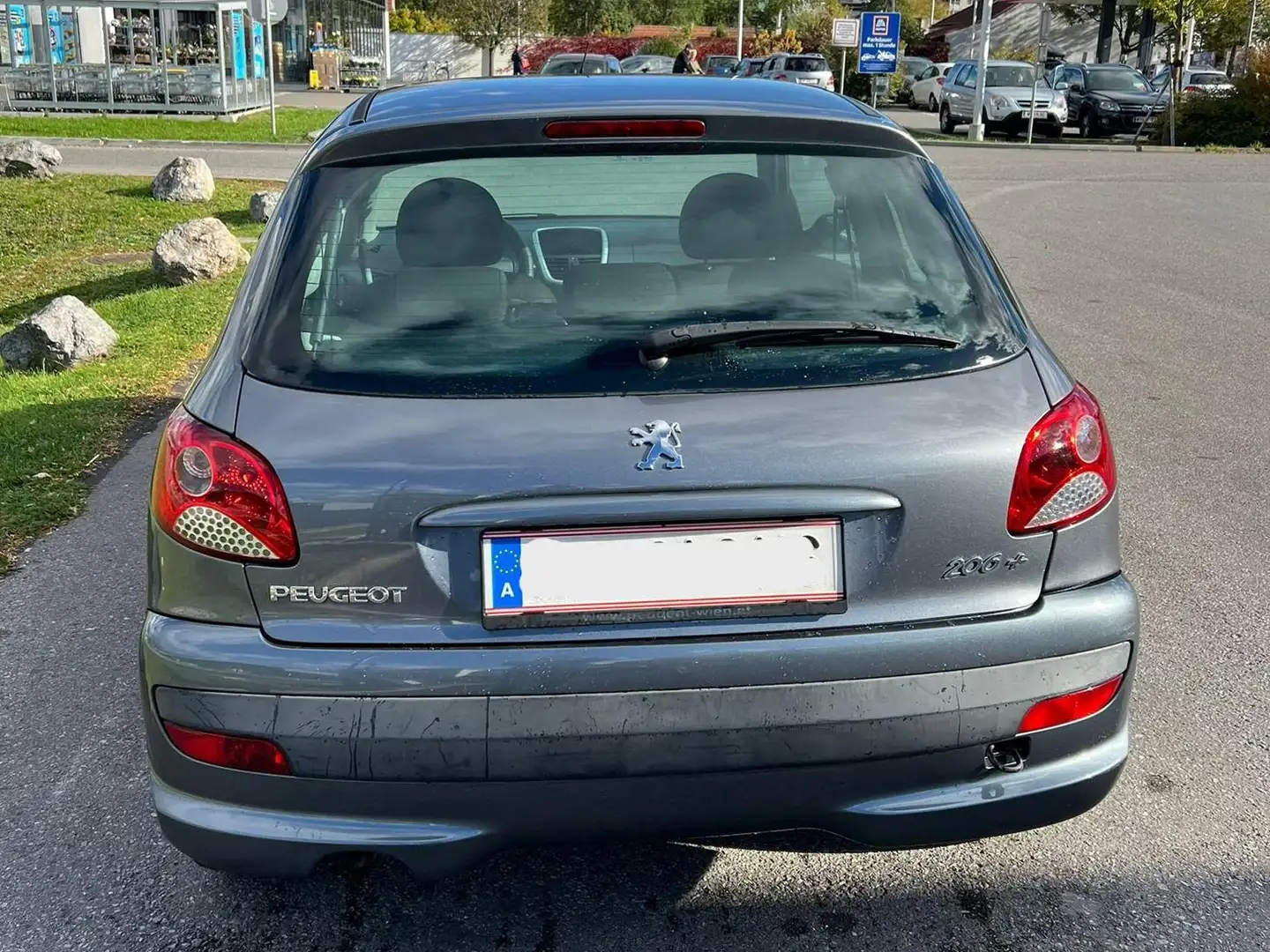 Peugeot 206 206+ Trendy 1,4 Trendy Grau - 2