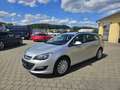 Opel Astra J Sports Tourer Edition*Navi*AHK* Silber - thumbnail 3