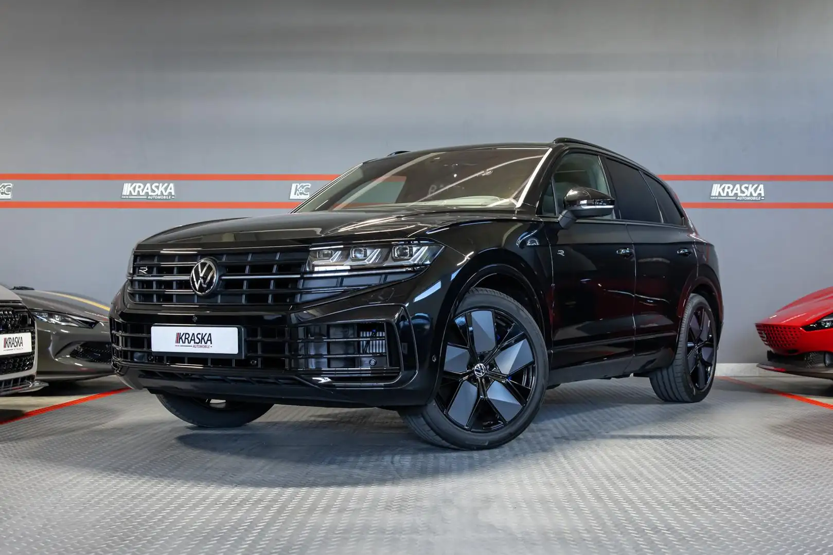 Volkswagen Touareg R 3.0 TSI 4M IQ AHK PANO SHZ DYNAUDIO Schwarz - 2