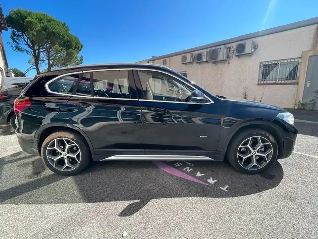 BMW X1 view 4