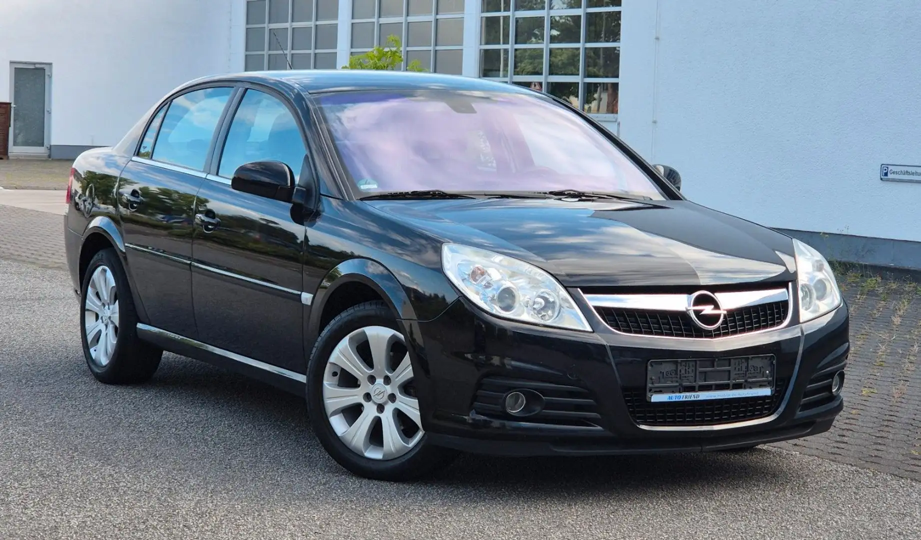 Opel Vectra C Lim. Edition Plus /TEMPO/KLIMA/TÜV NEU Zwart - 1