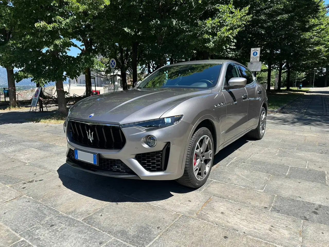 Maserati Levante 2021
