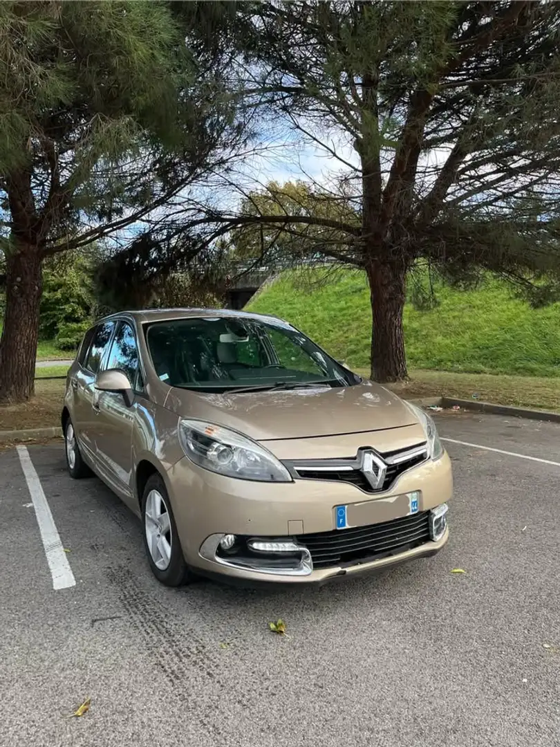 Renault Grand Scenic Grand Scénic dCi 110 Energy eco2 Lounge 7 pl Beige - 2