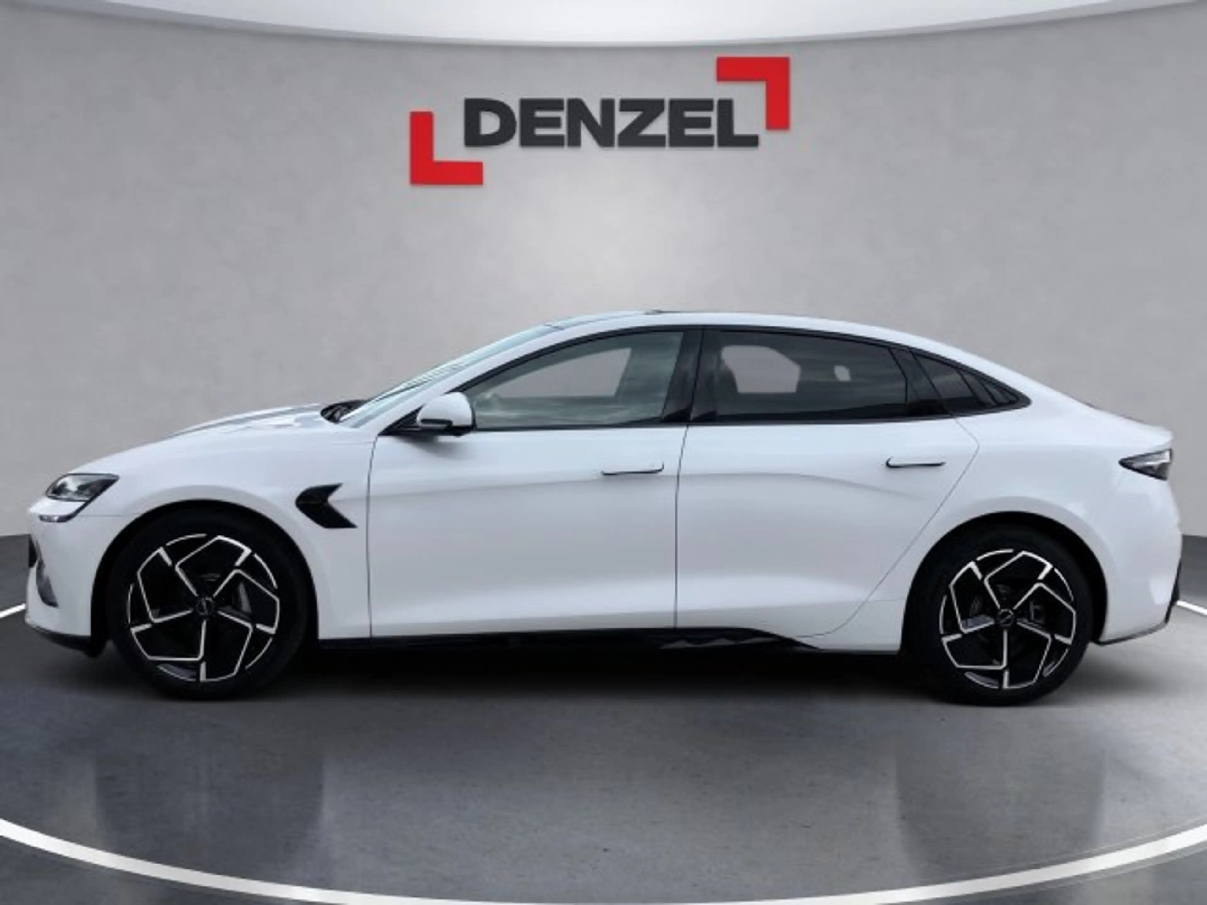 BYD Seal Design MY26 — photo 2