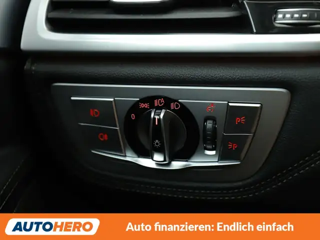 BMW 7 Series view 27