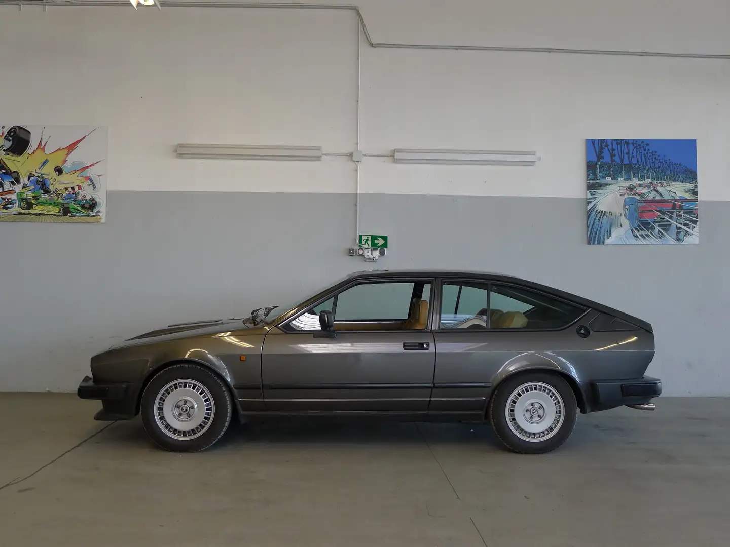Alfa Romeo GTV 6/2.5 Grau - 1