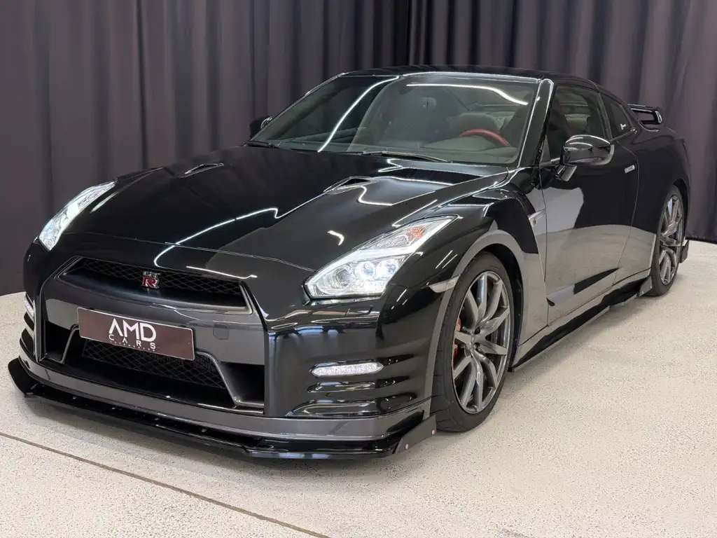 Nissan GT-R 2015 из Европы — купить под ключ