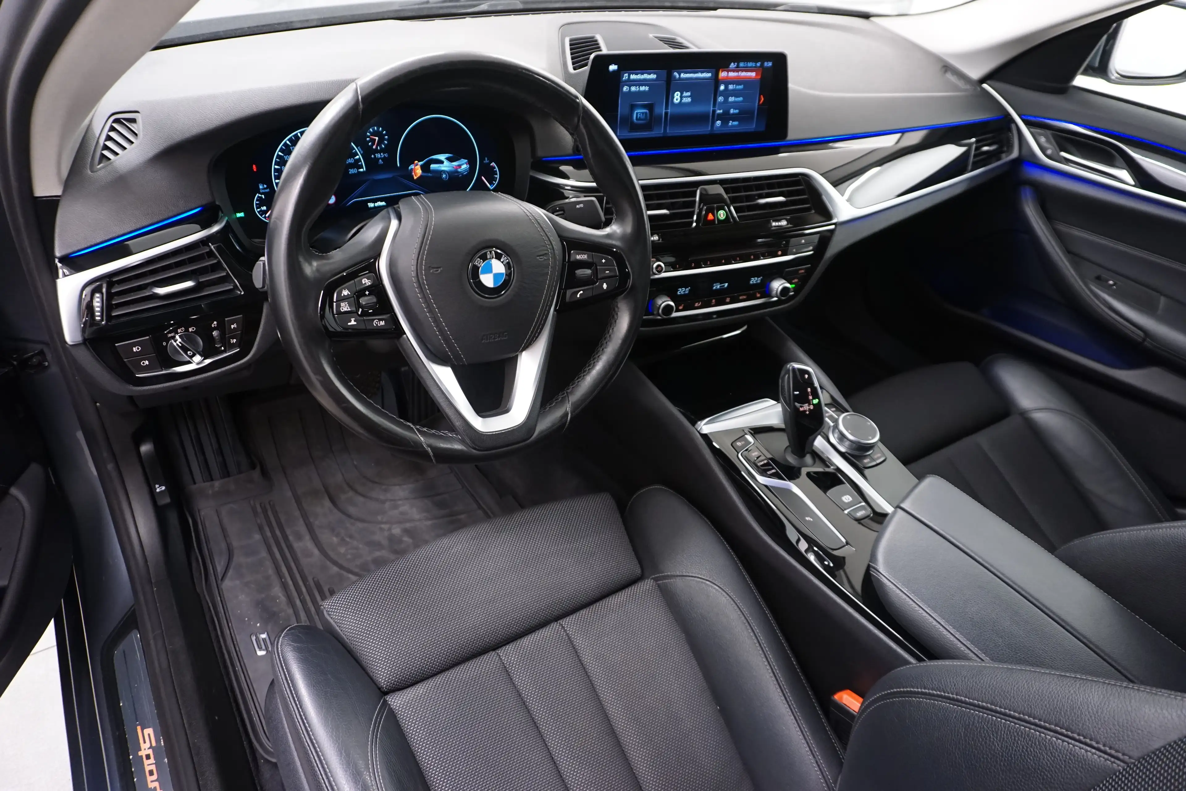 BMW 525 d Sport Line // Limousine // Abstandstempomat // — photo 5