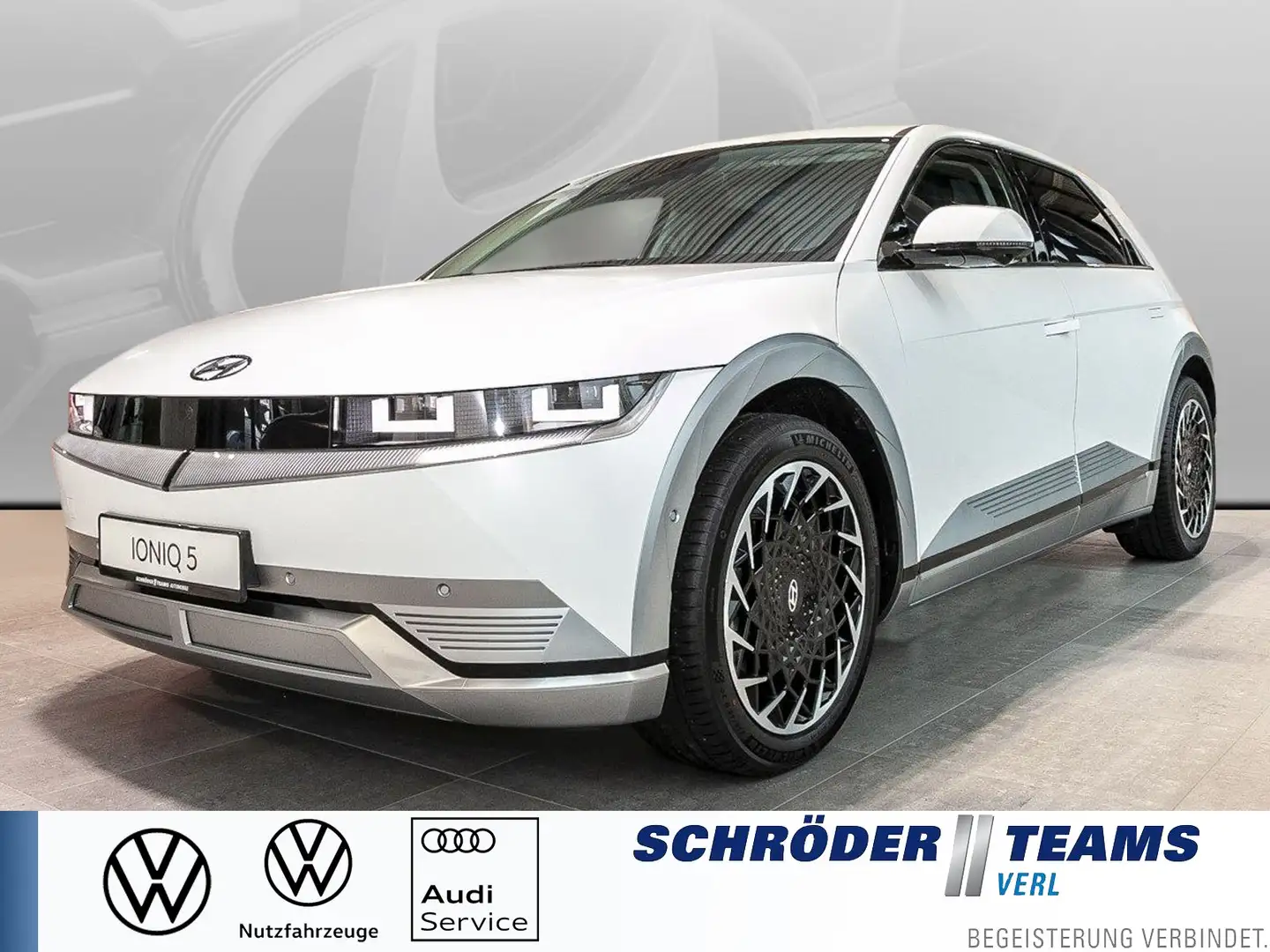Hyundai IONIQ 5 77,4 kWh UNIQ-Paket SUMMER DEAL Weiß - 1
