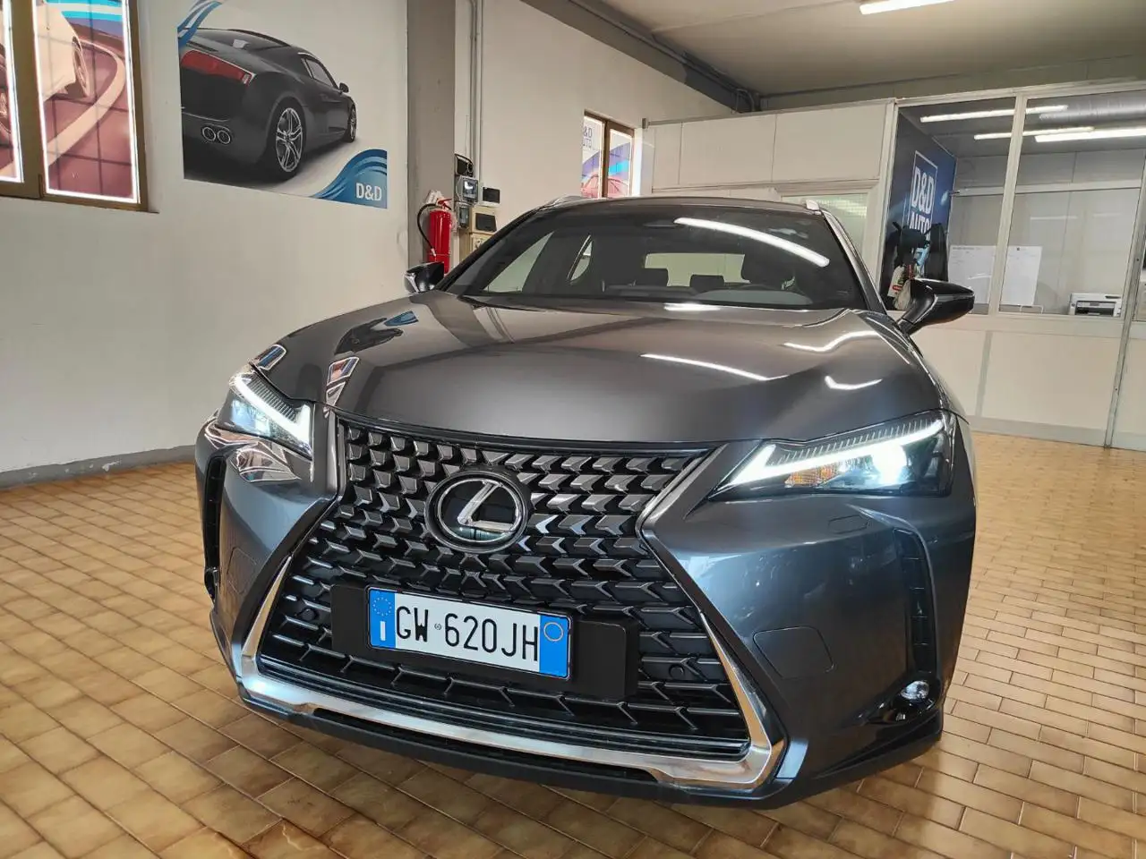 Lexus UX 2024 LUXURY BATTERY 72.8 KWH SISTEMI "ADAS", миниатюра 4