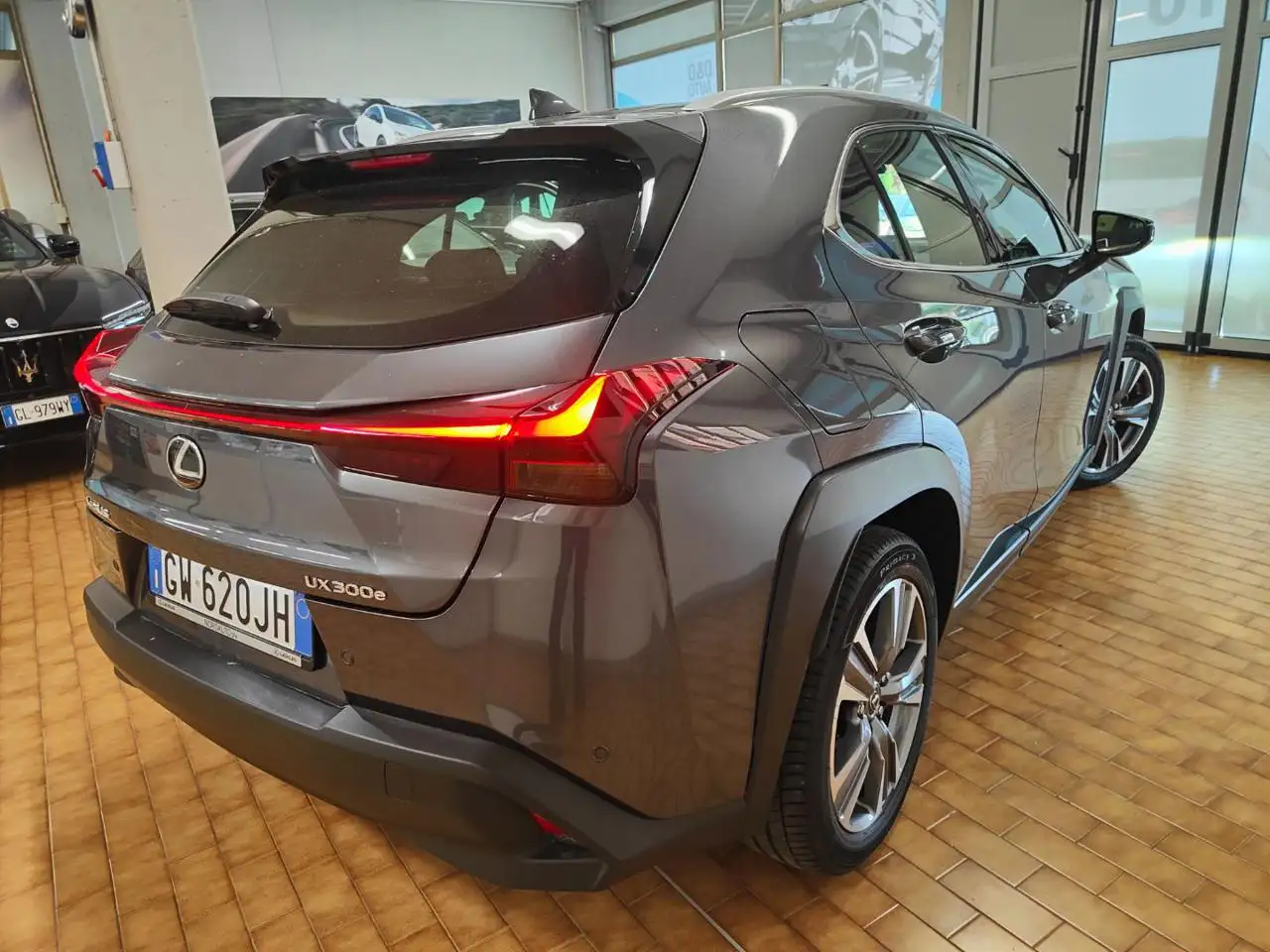 Lexus UX 2024 LUXURY BATTERY 72.8 KWH SISTEMI "ADAS", миниатюра 6