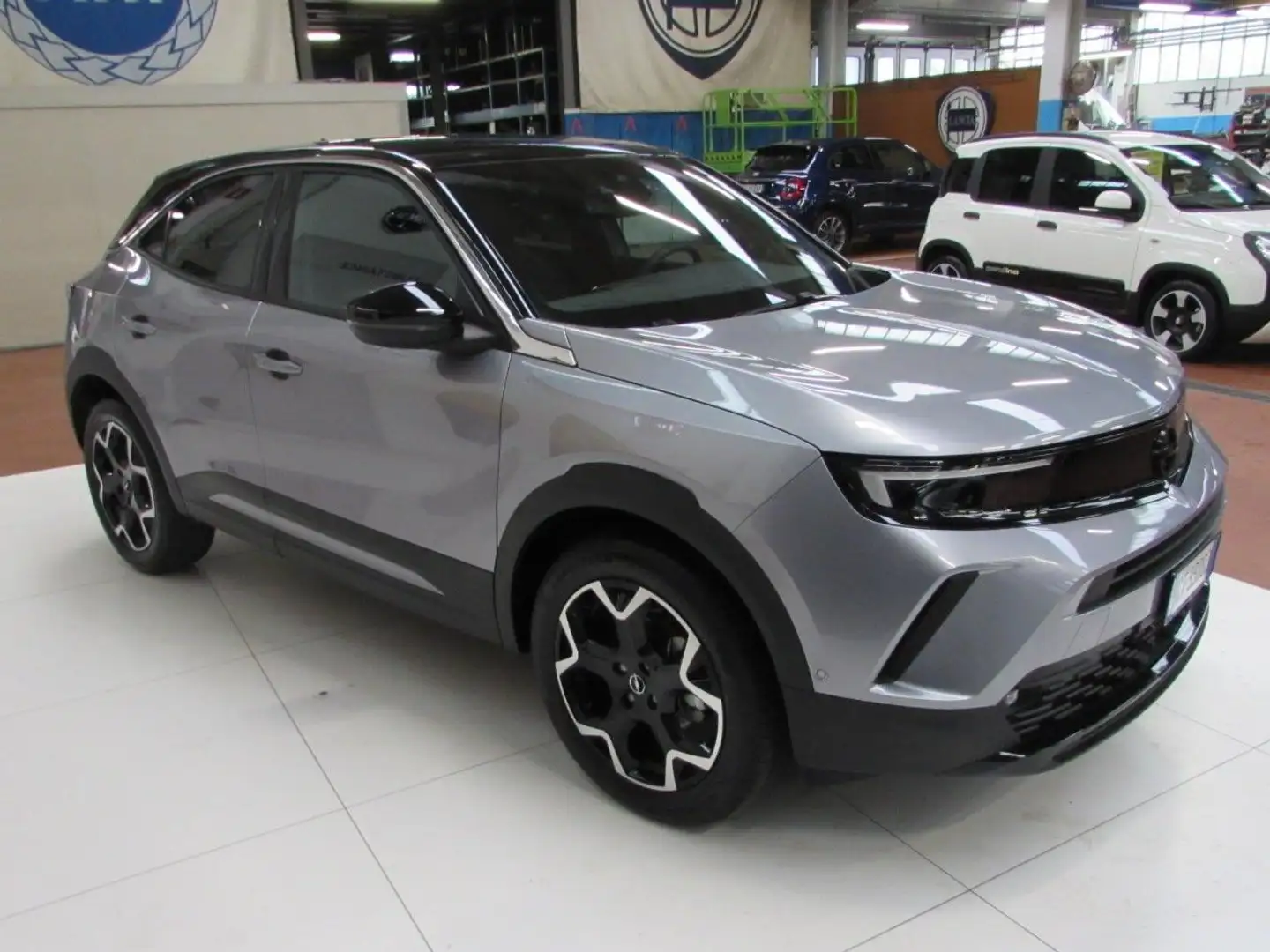 Opel Mokka 1.2 Turbo 136 CV Ultimate Km.7.070 Argento - 2