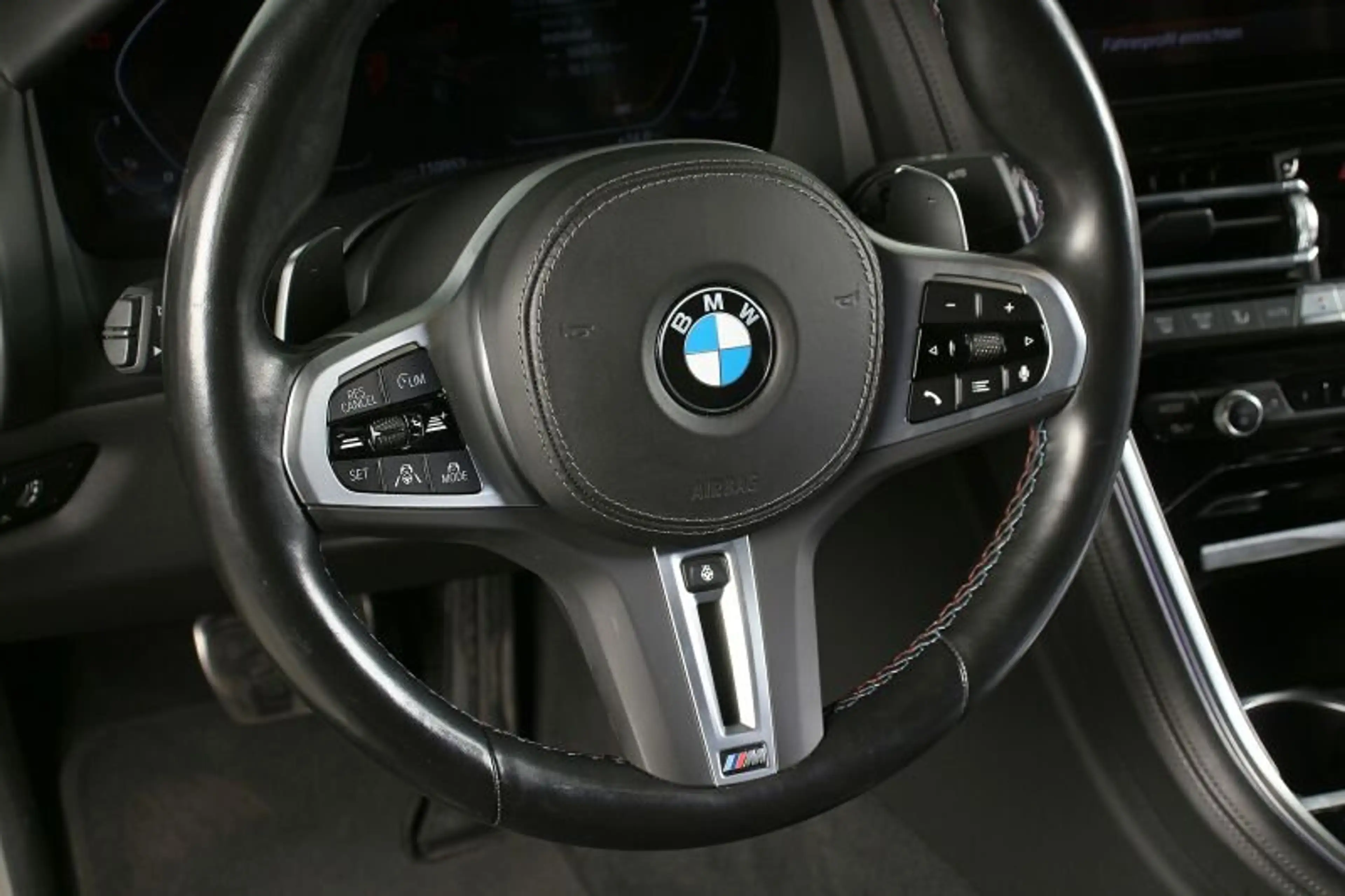 BMW M850 i xDrive Gran Coupé Laser HuD ACC Park+ B&W — photo 14