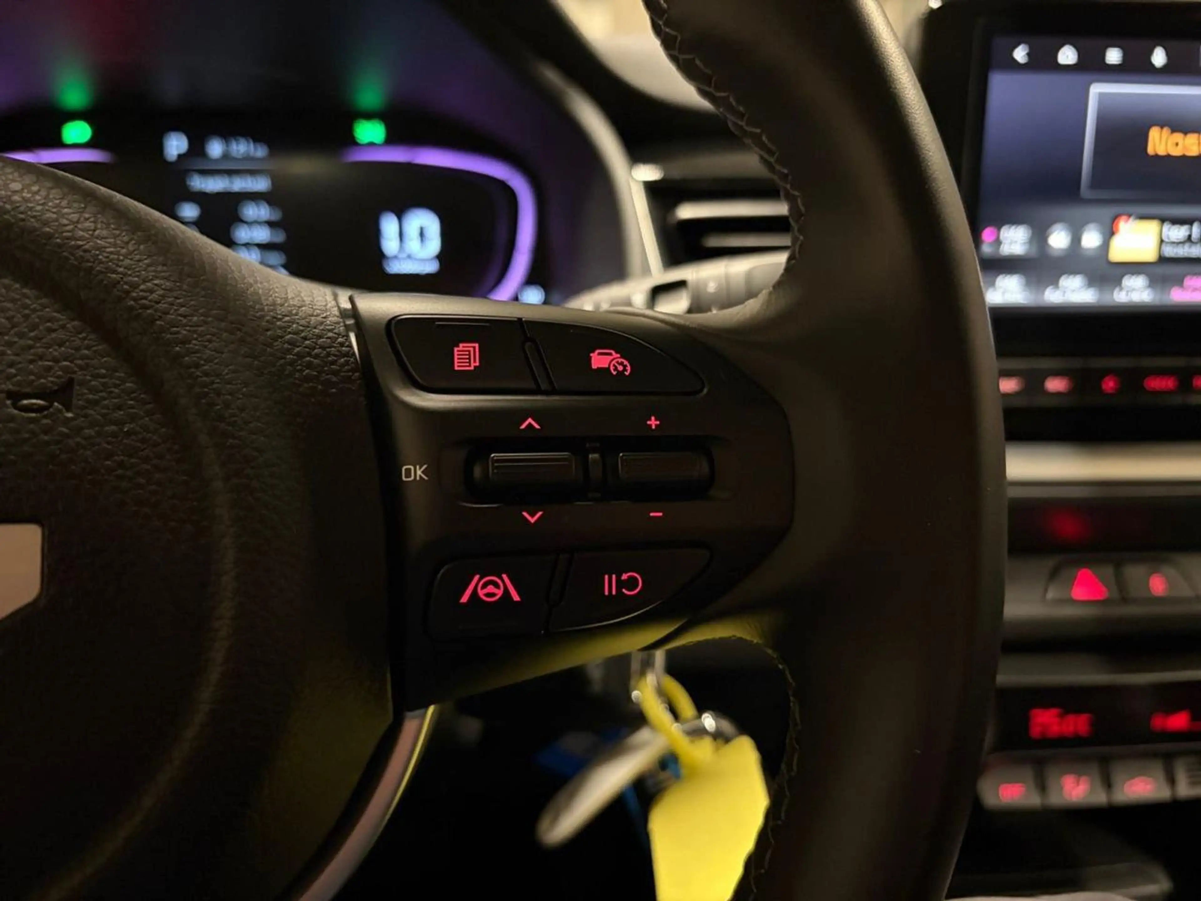 Kia Stonic GT-LINE 1.0 DCT 100CV*DEMO*CAMERA* — photo 11
