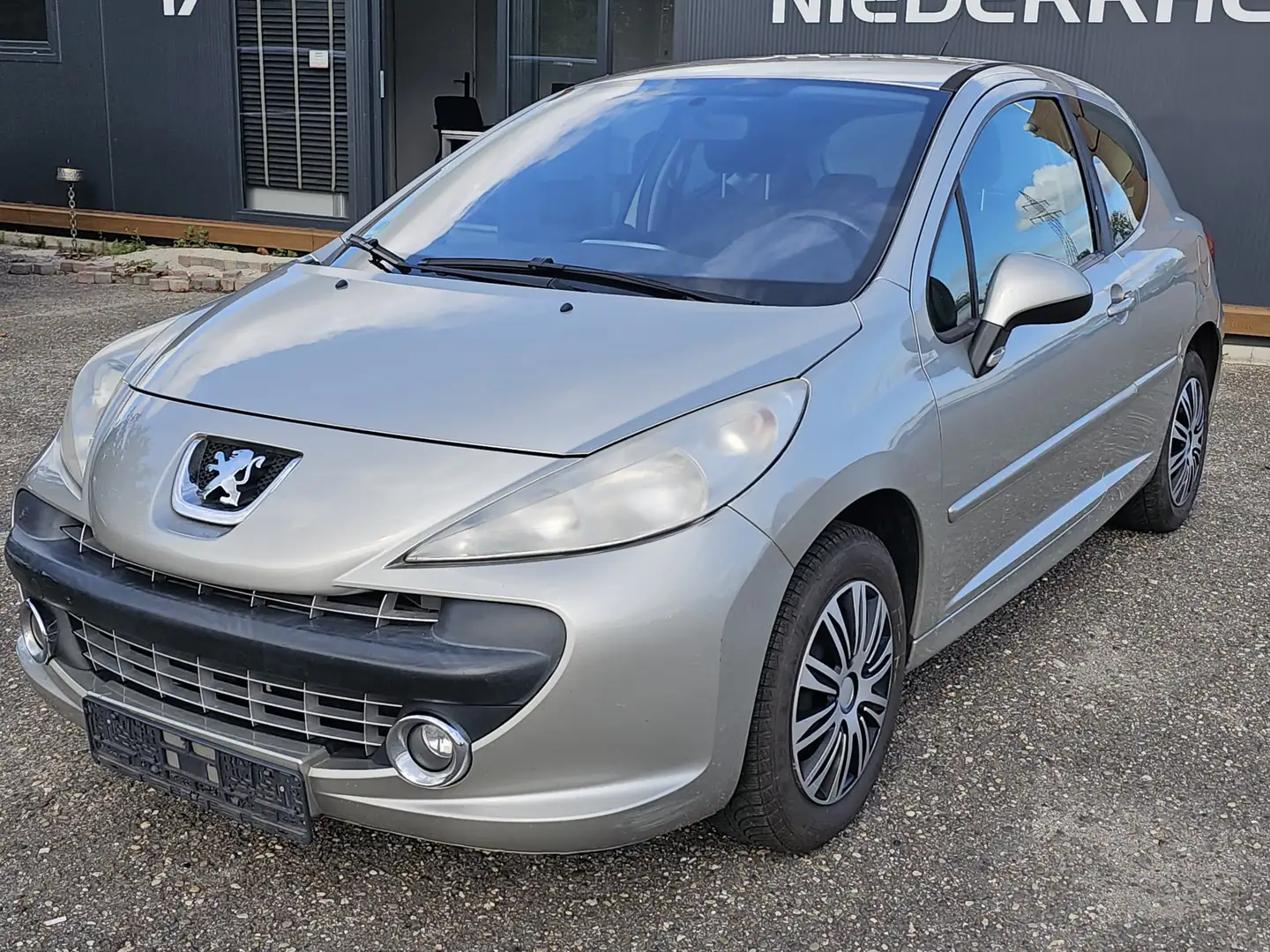 Peugeot 207 207  3-Türer 110 Sport TÜV 05/26 Beige - 2