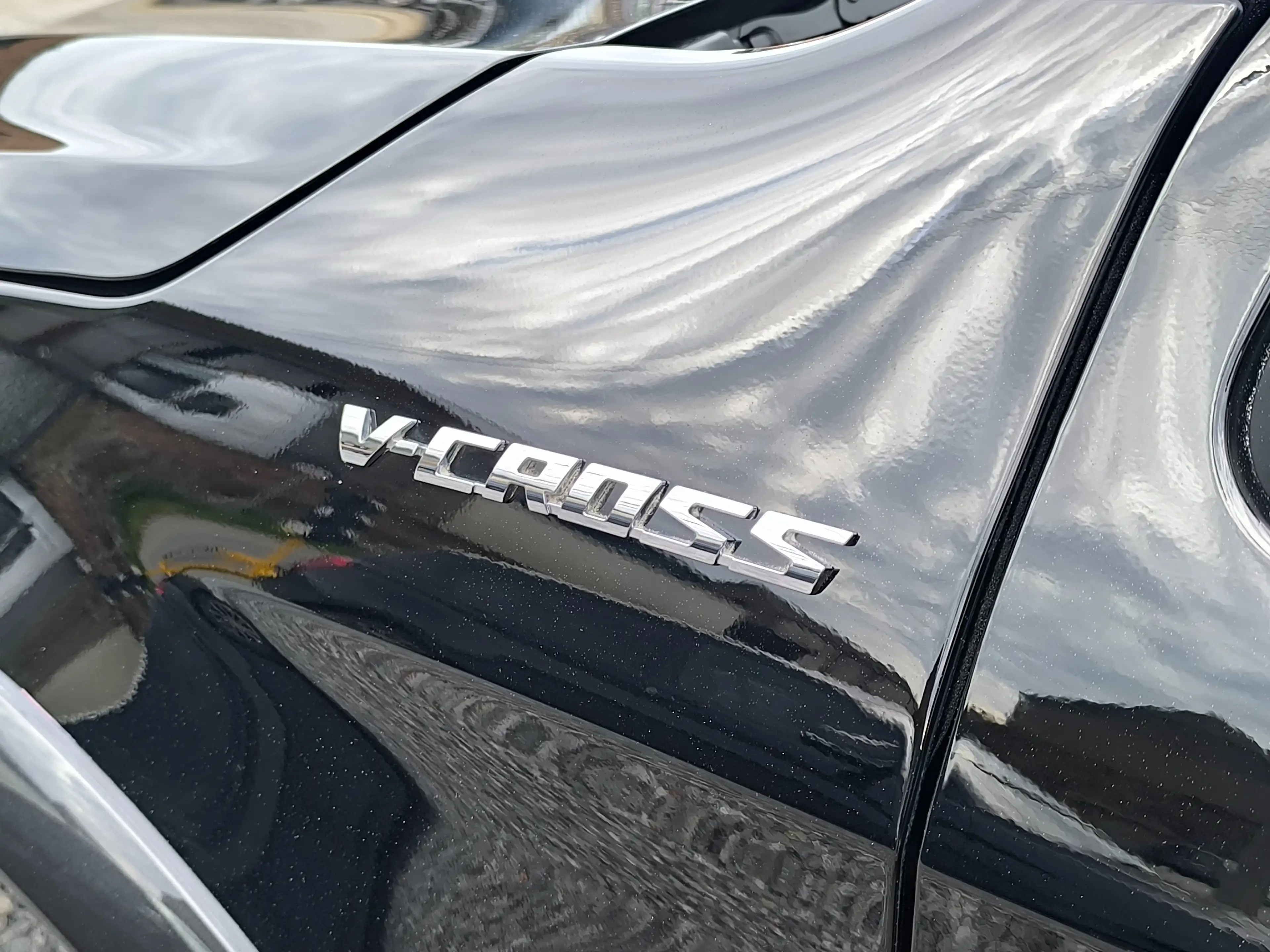 Isuzu D-Max 1.9 Turbo D 4WD V-CROSS 163CV CUIR CLIM GPS XENON — photo 10
