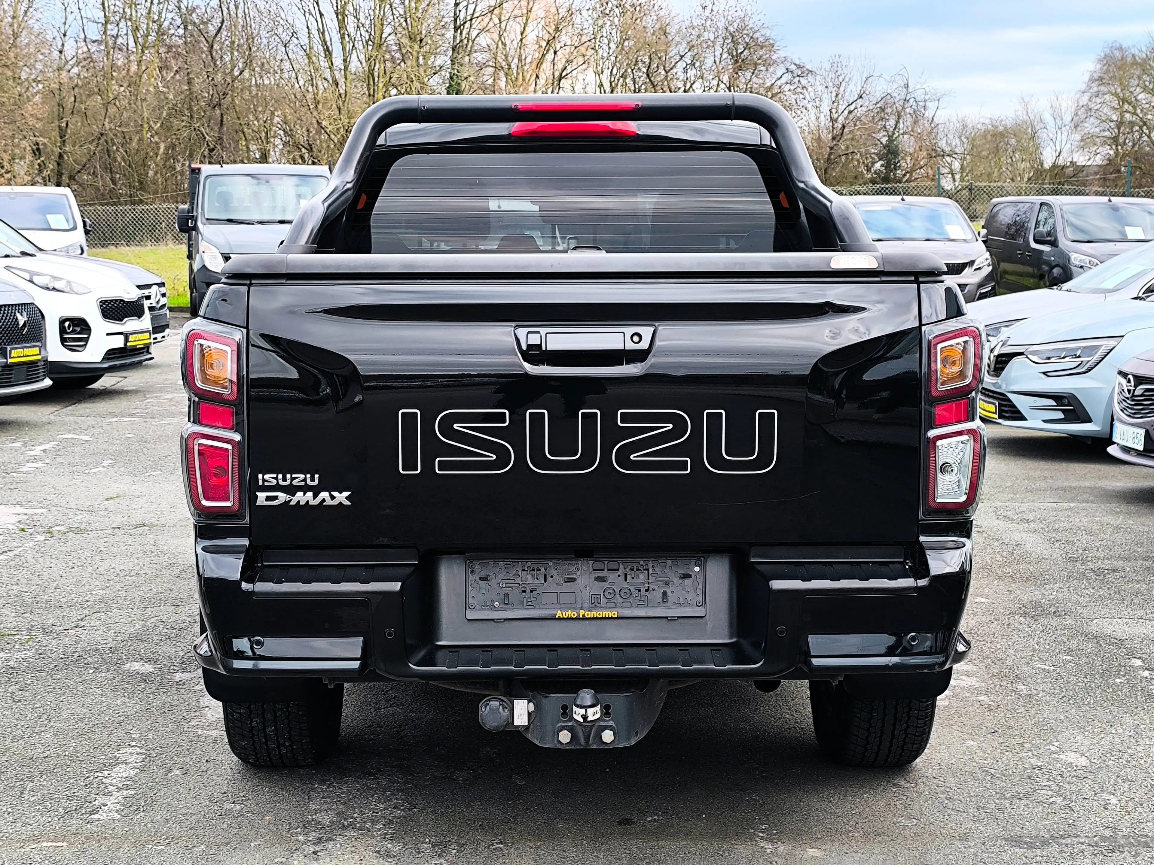 Isuzu D-Max 1.9 Turbo D 4WD V-CROSS 163CV CUIR CLIM GPS XENON — photo 9