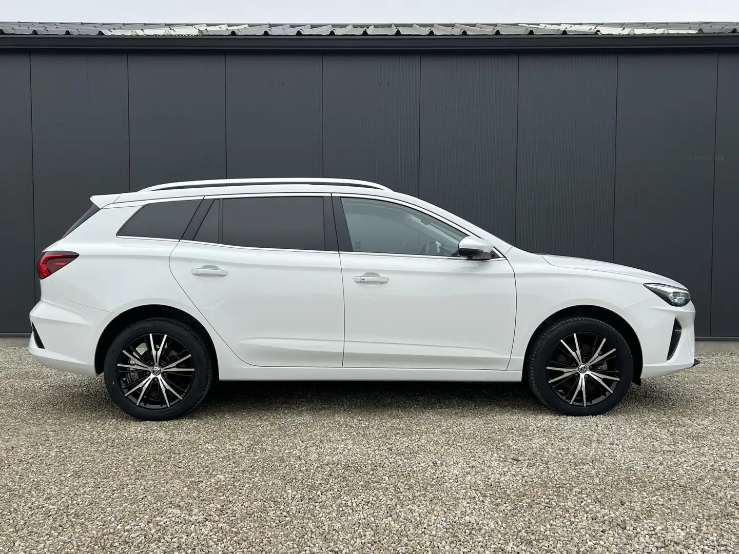 MG MG5 Electric Luxury 50 kWh MG 5 Luxury 50 kWh Blanc - 2
