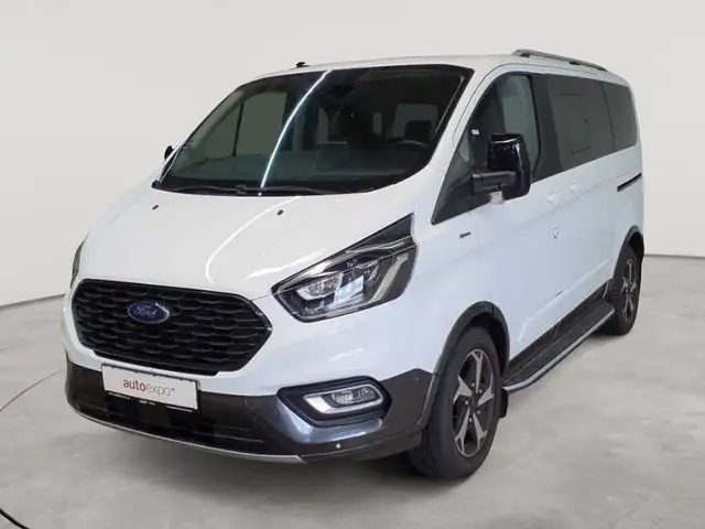Ford Tourneo view 2