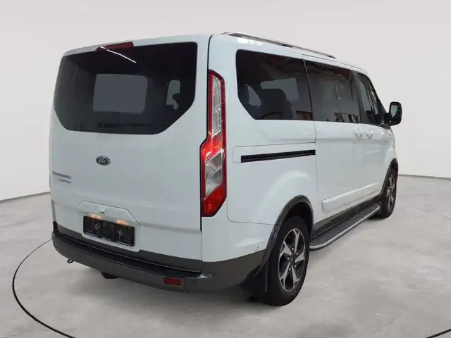 Ford Tourneo view 4
