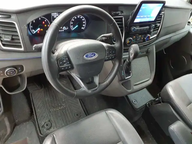 Ford Tourneo view 9