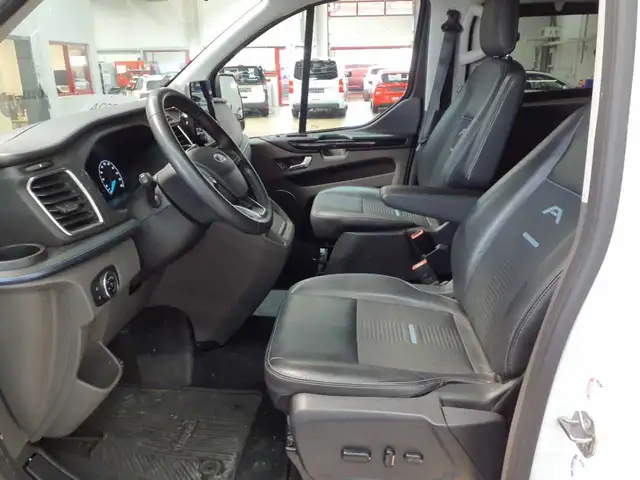 Ford Tourneo view 8