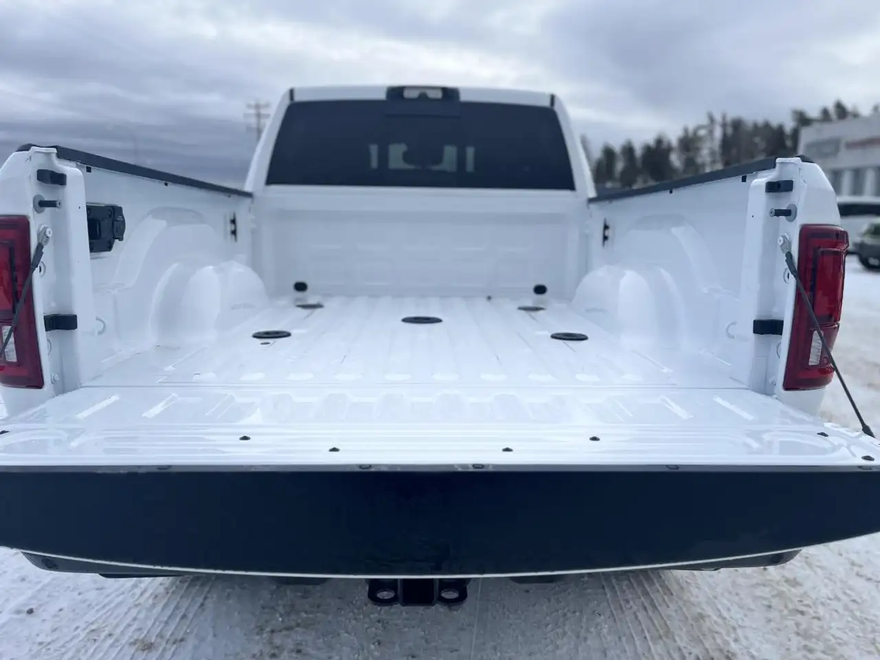 RAM 3500 снимка RAM 3500