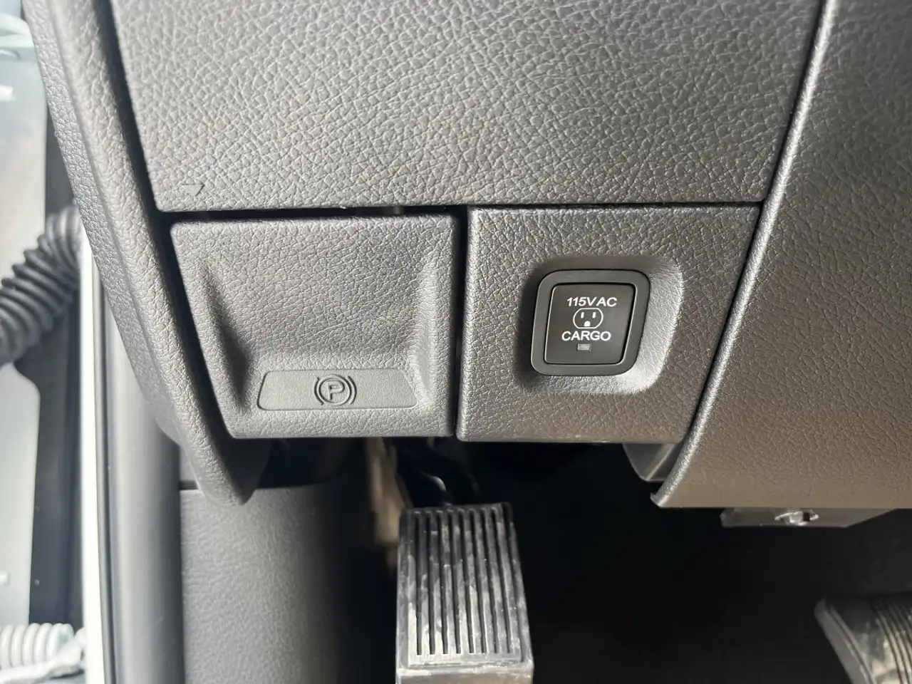 RAM 3500 снимка RAM 3500