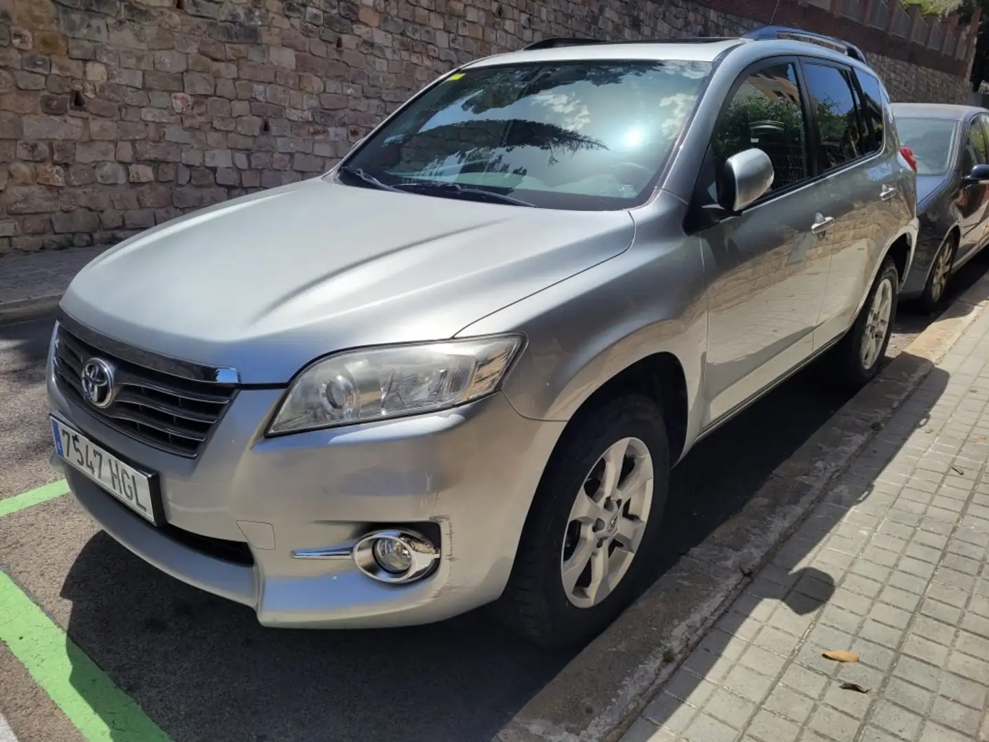 Toyota RAV 4 2.2D-4D Advance 4x4 Gris - 1