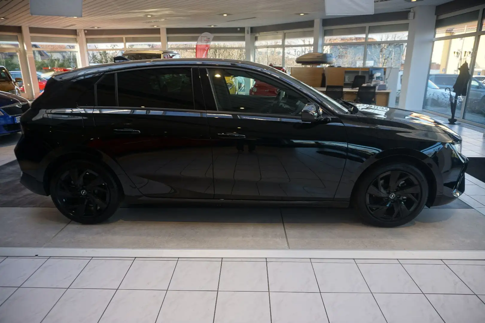 Opel Astra L GS Line AUTOMATIK, NAVI, LED, 2x PDC, BC Schwarz - 2