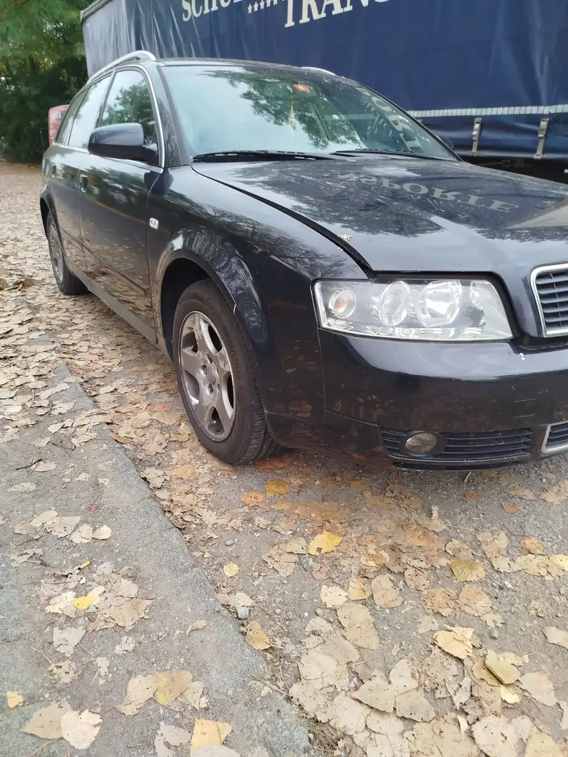 Audi A4 Avant 2.4 VB - 2