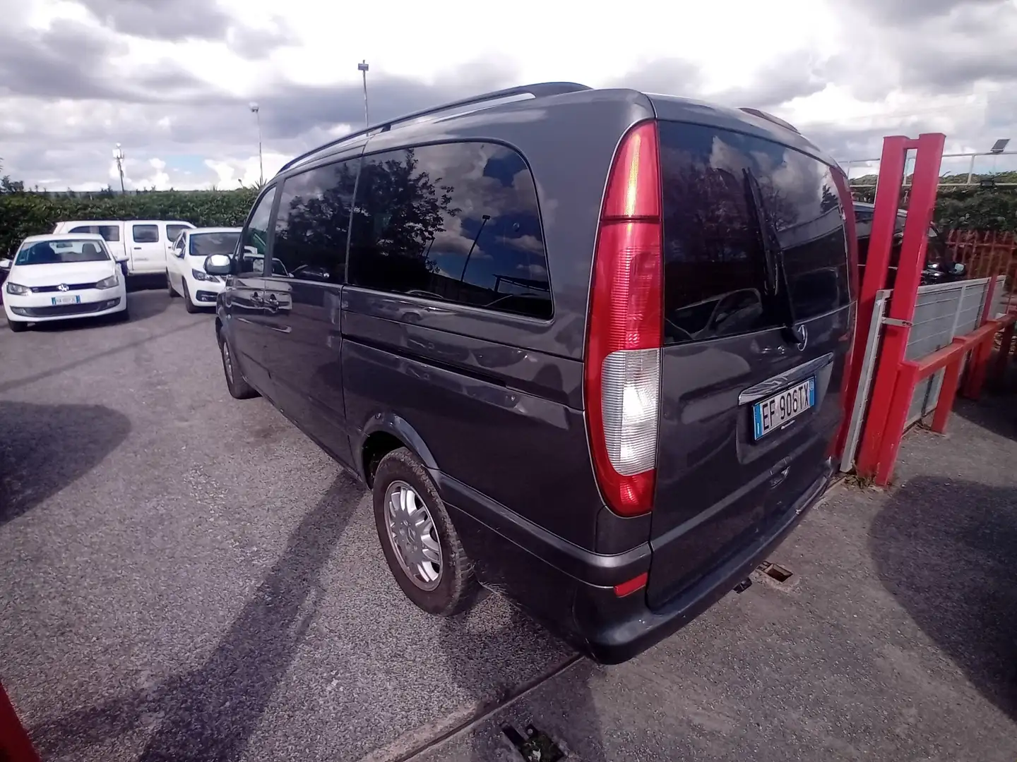Mercedes-Benz Viano Viano W639 2.2cdi 8 posti Grigio - 2