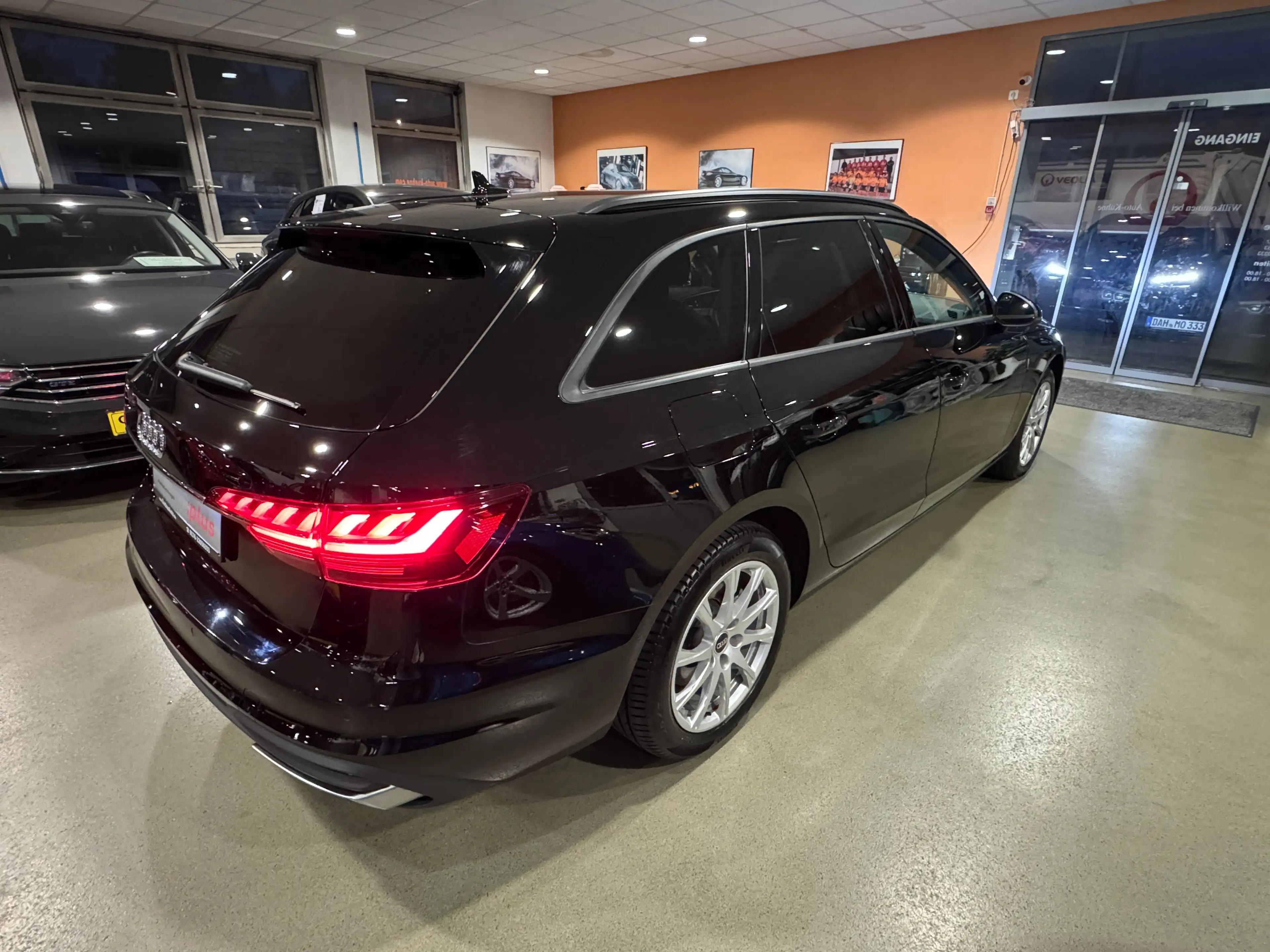 Audi A4 35 TDI,Sport,S-tronic,LED Matrix,Leder,NAVI MMI,AHK, ER+SR, Garantie — photo 5