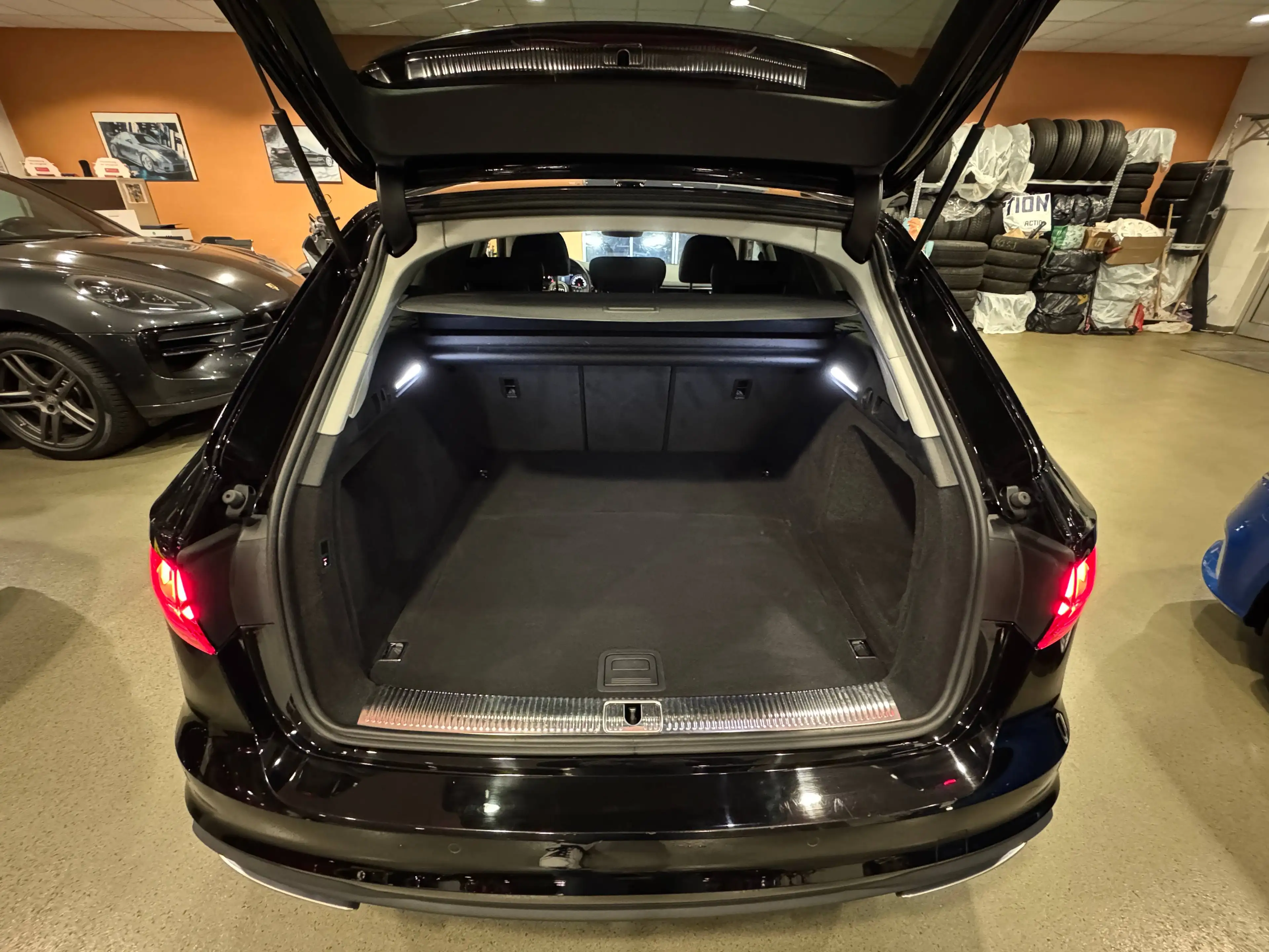 Audi A4 35 TDI,Sport,S-tronic,LED Matrix,Leder,NAVI MMI,AHK, ER+SR, Garantie — photo 16