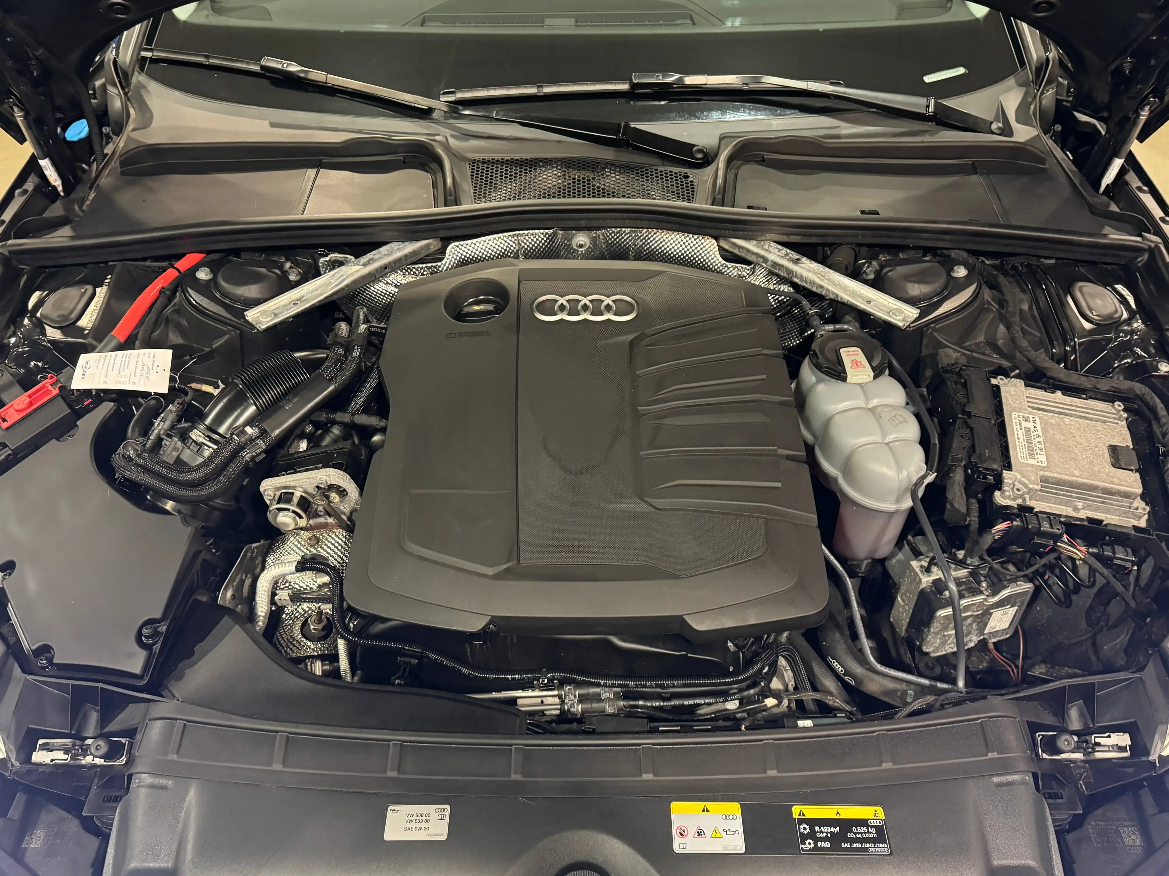Audi A4 35 TDI,Sport,S-tronic,LED Matrix,Leder,NAVI MMI,AHK, ER+SR, Garantie — photo 26