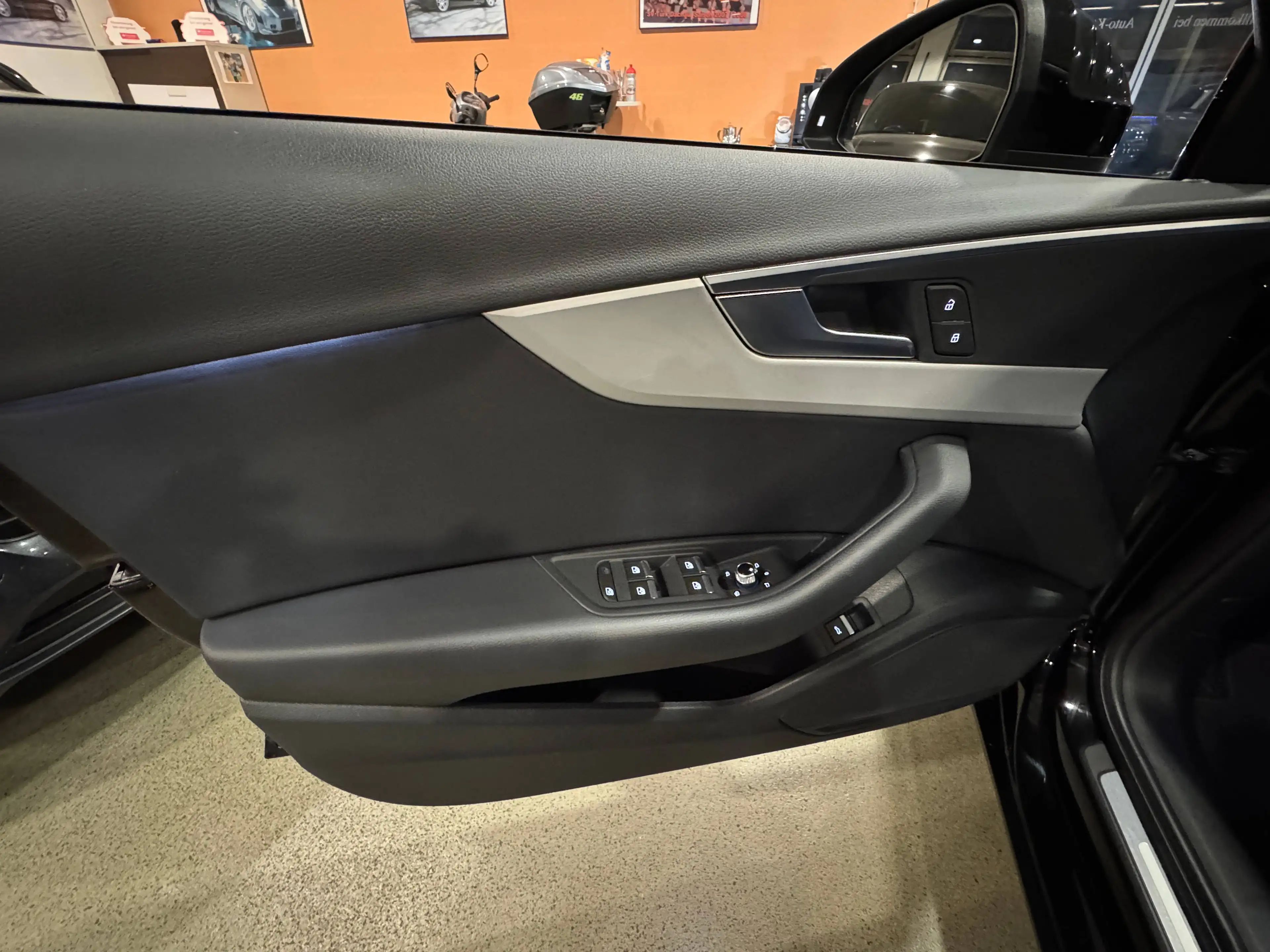 Audi A4 35 TDI,Sport,S-tronic,LED Matrix,Leder,NAVI MMI,AHK, ER+SR, Garantie — photo 13