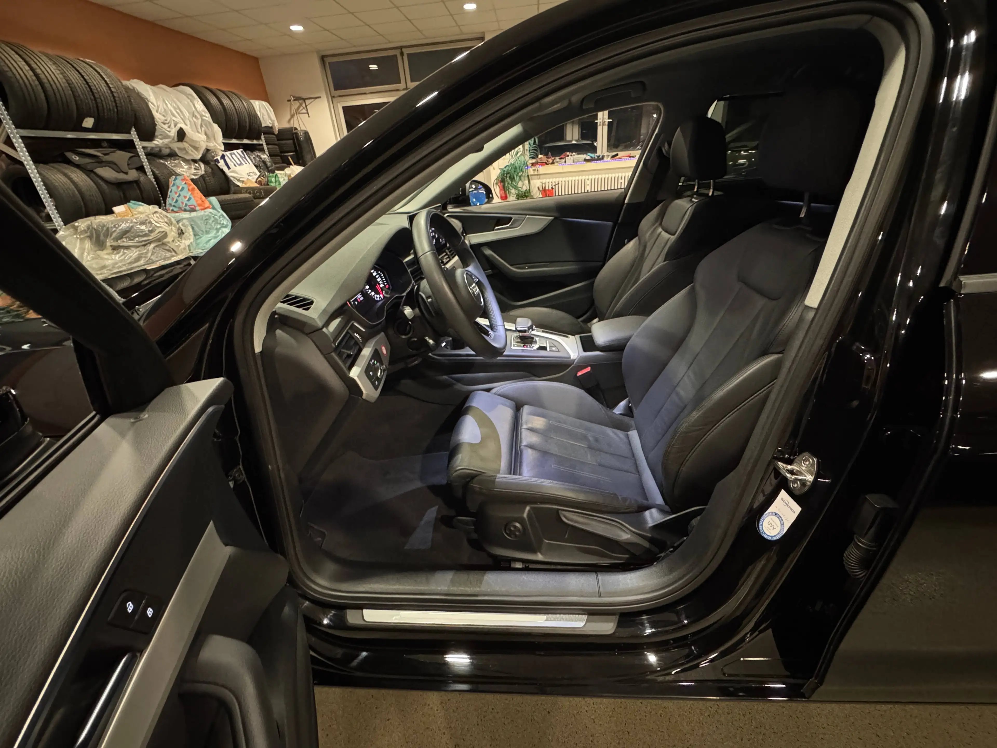 Audi A4 35 TDI,Sport,S-tronic,LED Matrix,Leder,NAVI MMI,AHK, ER+SR, Garantie — photo 11