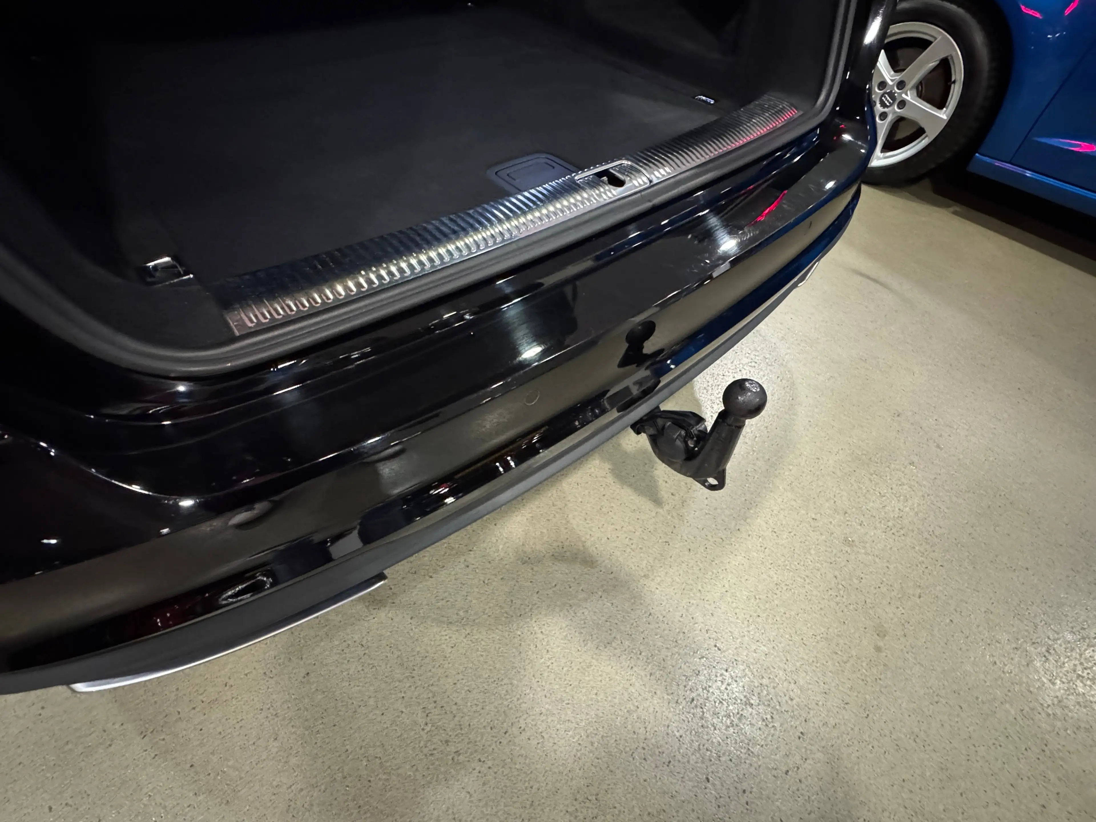 Audi A4 35 TDI,Sport,S-tronic,LED Matrix,Leder,NAVI MMI,AHK, ER+SR, Garantie — photo 19