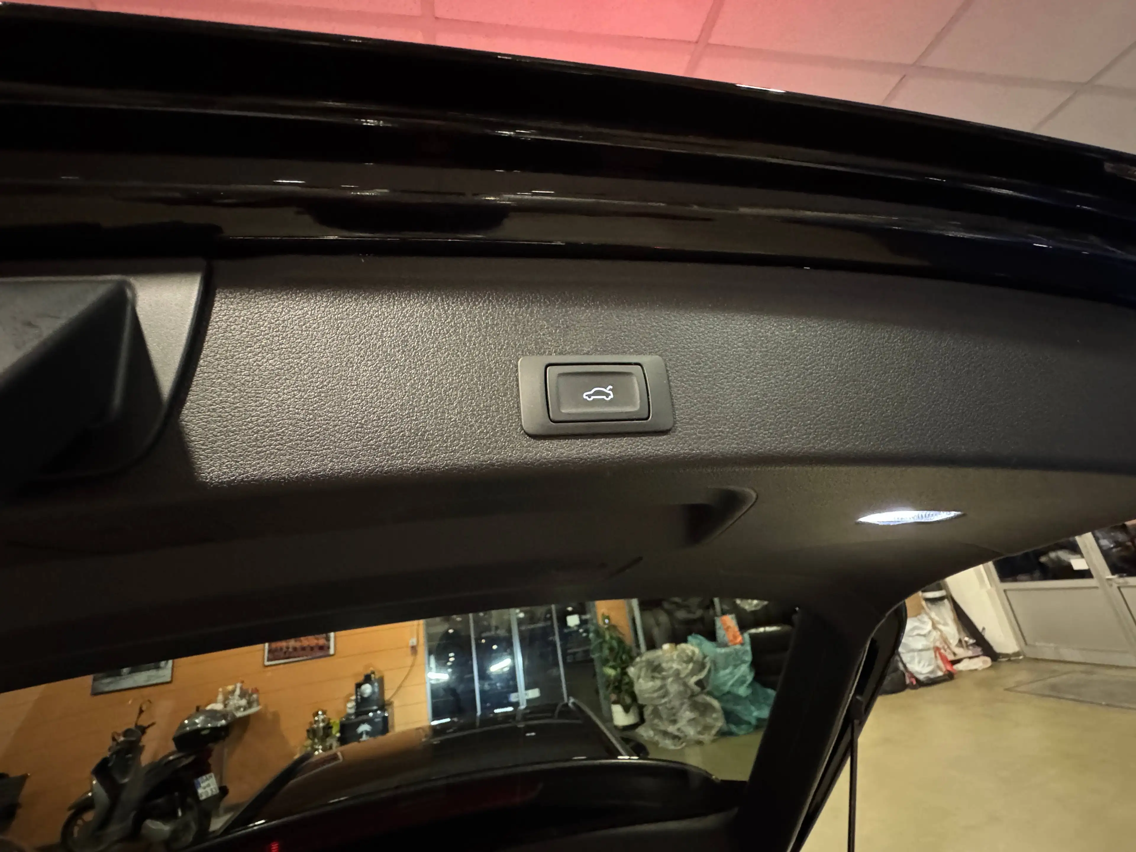Audi A4 35 TDI,Sport,S-tronic,LED Matrix,Leder,NAVI MMI,AHK, ER+SR, Garantie — photo 17